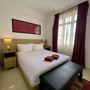 Studio Room