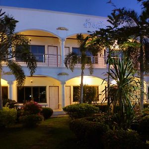 White Elephant Resort
